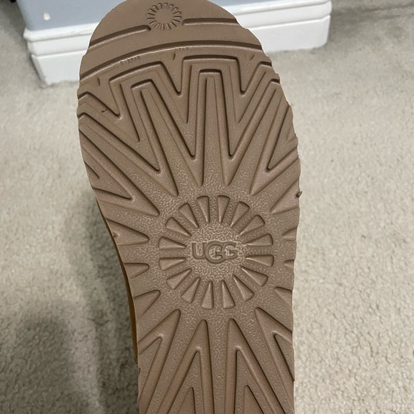 Brand New Ugg Boots - Picture 5 of 5